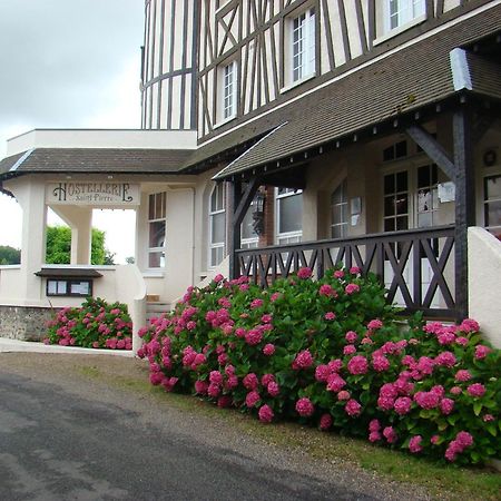 Hostellerie Saint Pierre Exterior foto